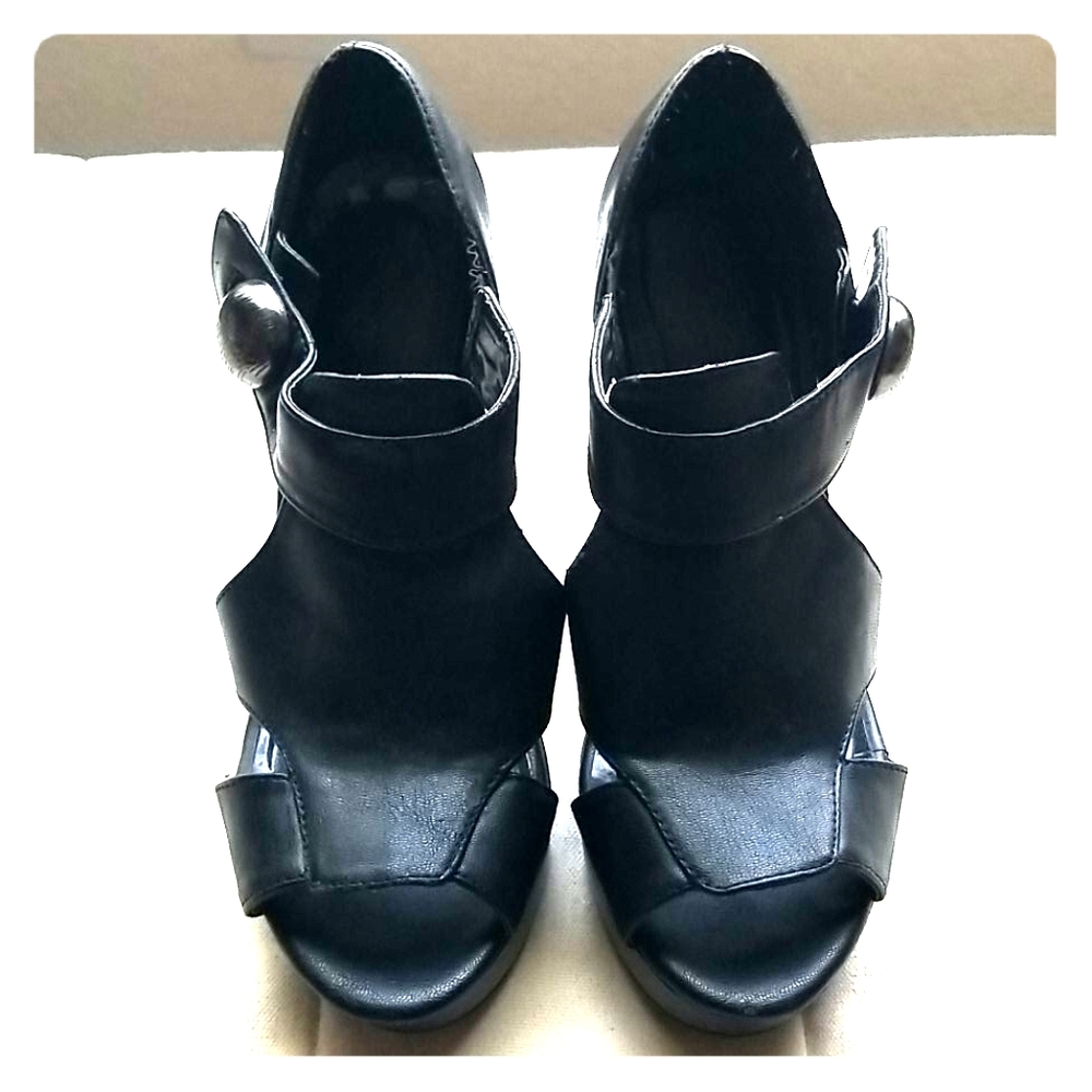 SBicca Wedges